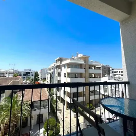 Center Getaway 3 Bedroom Strovolos