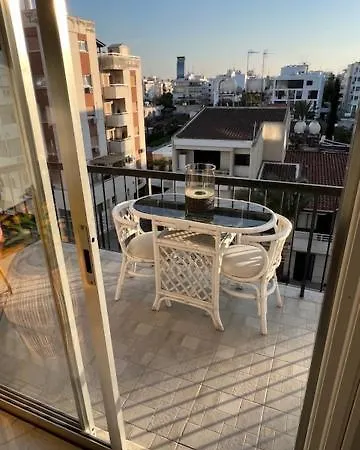 Center Getaway 3 Bedroom Apartment
